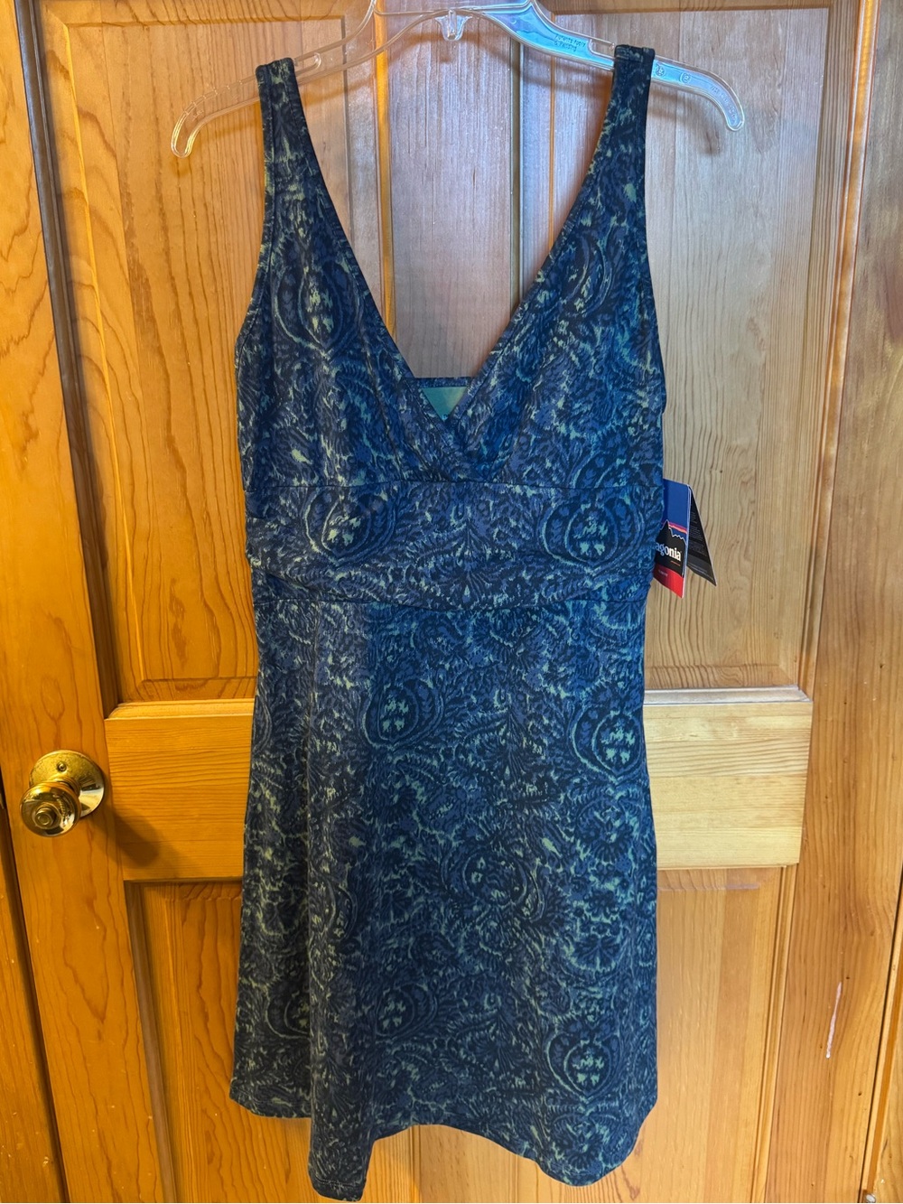 NWT Patagonia Margot Blue Paisley V-Neck Dress